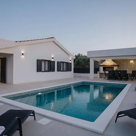 Villa Oliva Vrsine